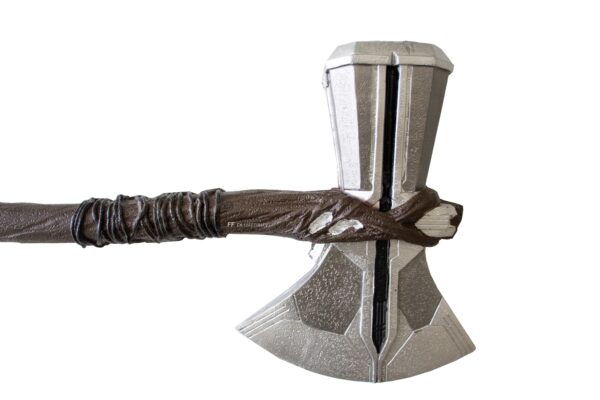 MARVEL'S AVENGERS - STORMBREAKER FOAM 4:5 REPLICA (72CM) - Image 2