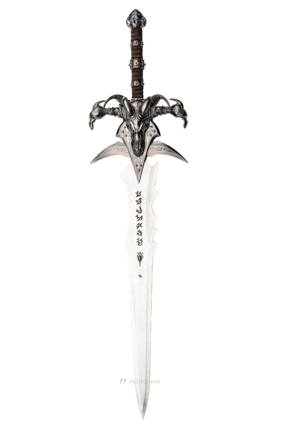 WORLD OF WARCRAFT - LICH KING FROSTMOURNE SWORD REPLICA (with FREE WALL PLAQUE) - Image 3