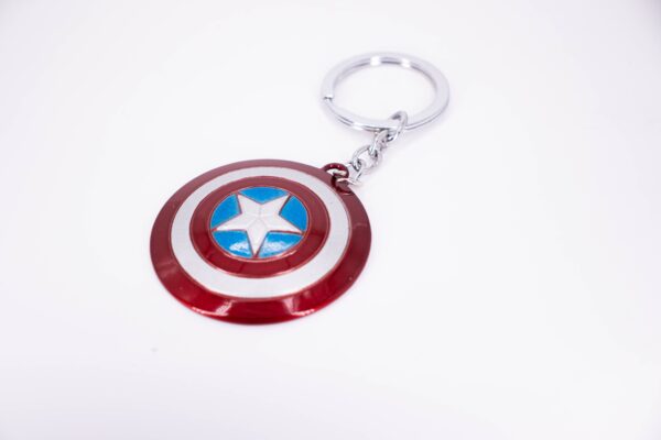 MARVEL’S AVENGERS – CAPTAIN AMERICA’S SHIELD KEYCHAIN - Image 2