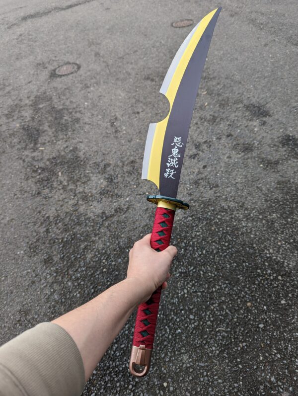 DEMON SLAYER – TENGEN UZUI’S DUAL NICHIRIN CLEAVERS - Image 2