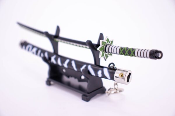 DEMON SLAYER – SANEMI SHINAZUGAWA’S NICHIRIN SWORD KEYCHAIN - Image 2