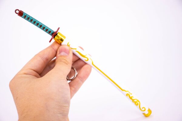 DEMON SLAYER – SHINOBU KOCHO’S NICHIRIN SWORD KEYCHAIN - Image 8