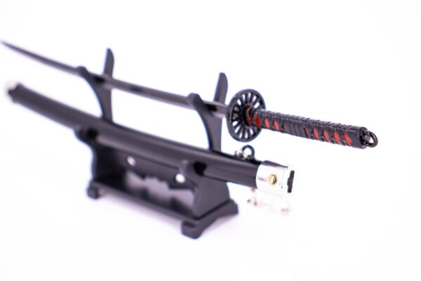 DEMON SLAYER – TANJIRO KAMADO’S NICHIRIN SWORD KEYCHAIN - Image 2