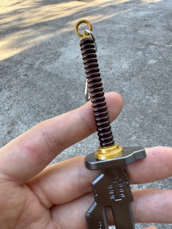 JUJUTSU KAISEN – INVERTED SPEAR OF HEAVEN KEYCHAIN - Image 5